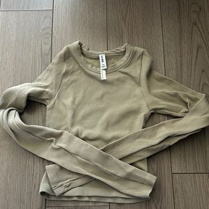 Aritzia Sunday Best Seamless Long Sleeve Top